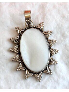Mother of Pearl Beaded Sunray Vintage Sterling Silver 925 Handmade Pendant